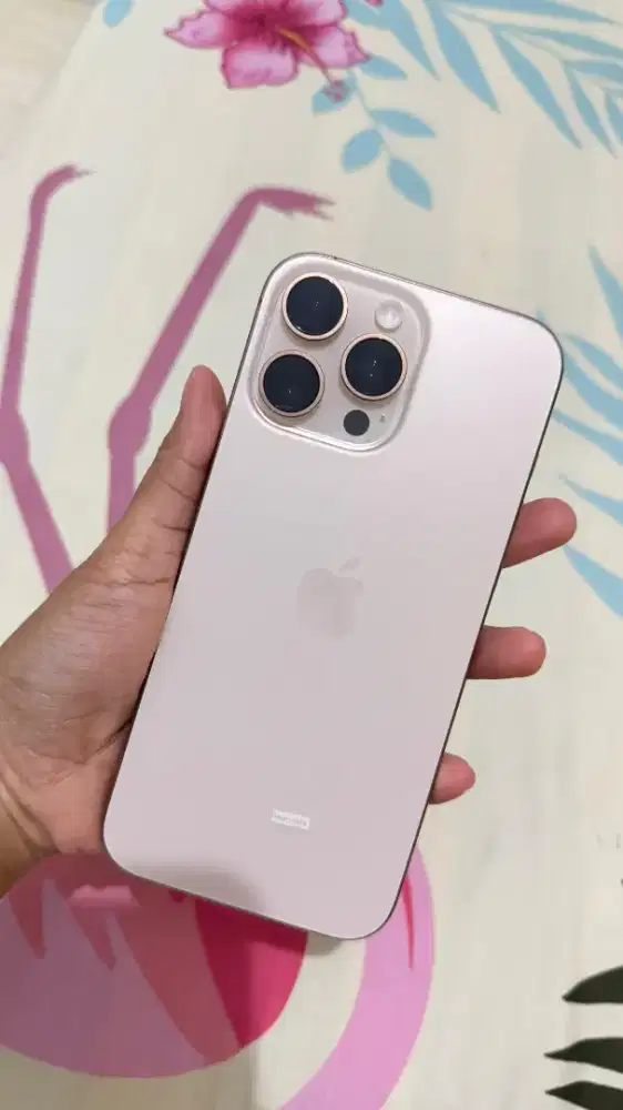 Jual Iphone 16 Pro Max 1 TB (pemakaian 6 bulan)