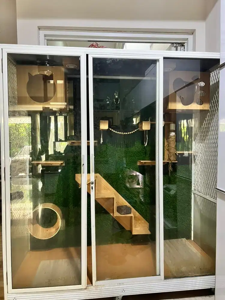 Dijual kandang kucing sultan aquarium like new