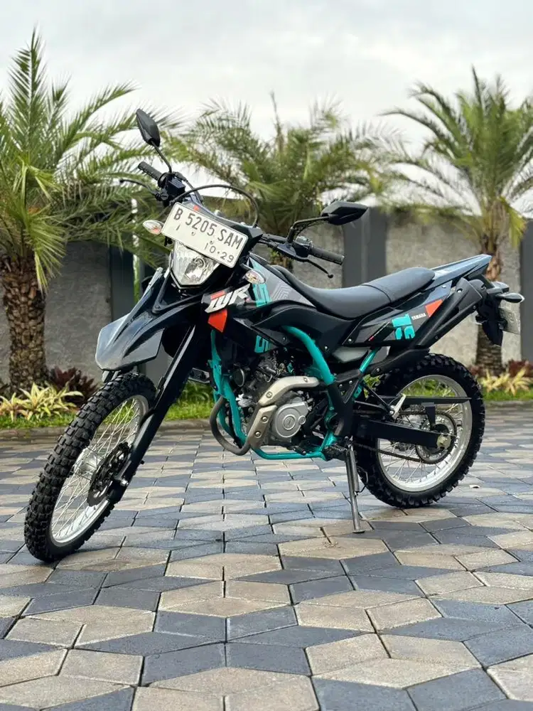 Yamaha WR 155 thn 2024 Hitam Biru Odo 700 Koko Motor