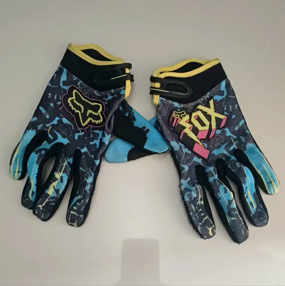 FOX 360 riding gloves