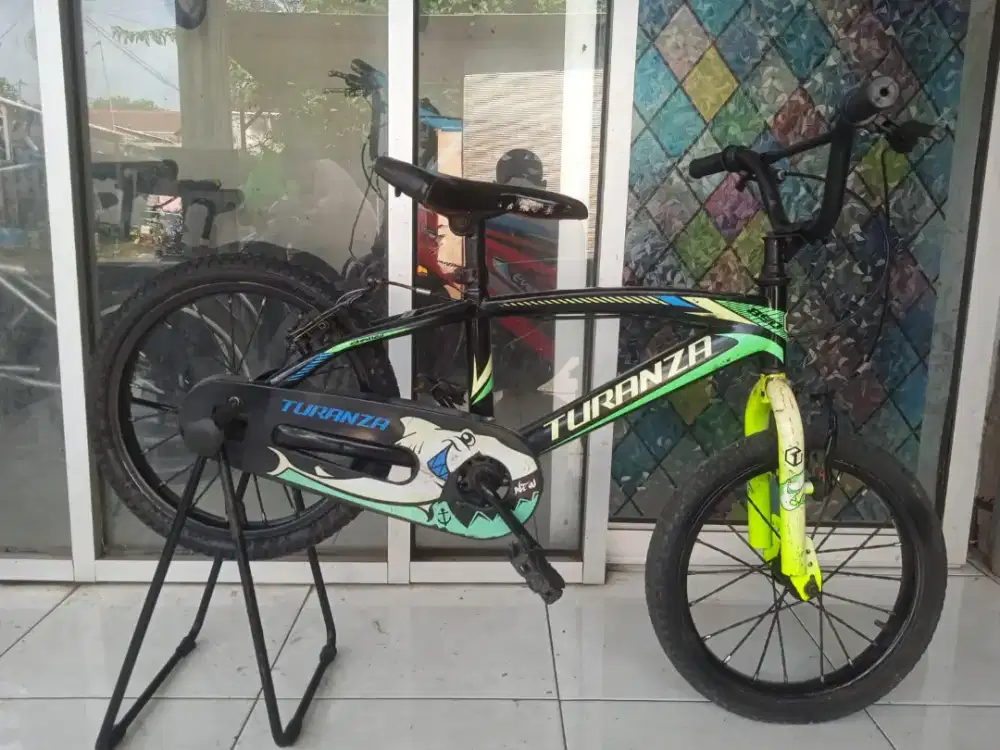 Sepeda anak kecil laki uk16