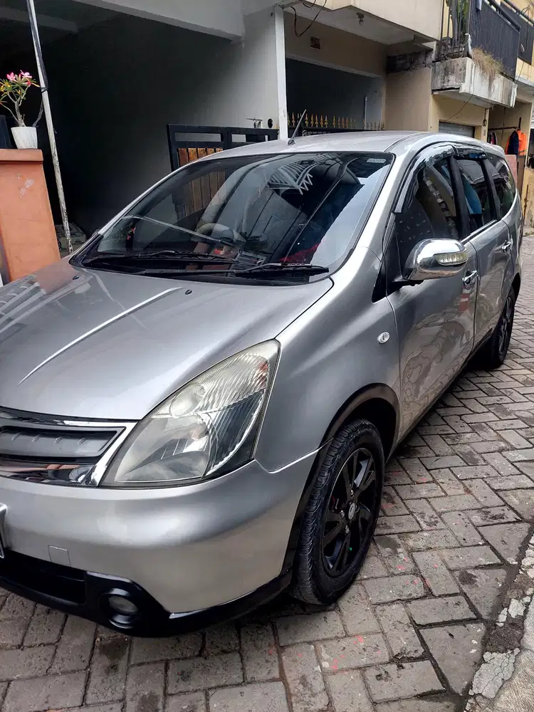 Nissan Grand livina 2013 Bensin