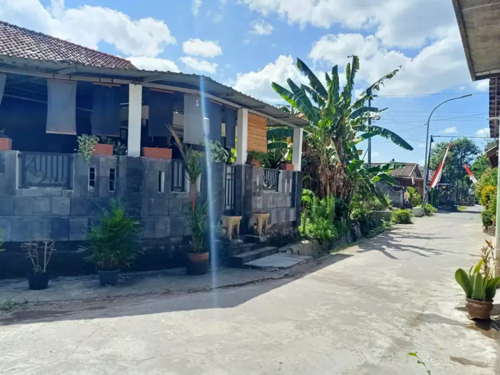 Rumah Dijual Area Tamanan Diluar Ringroad Selatan Dekat Kota Dan UAD