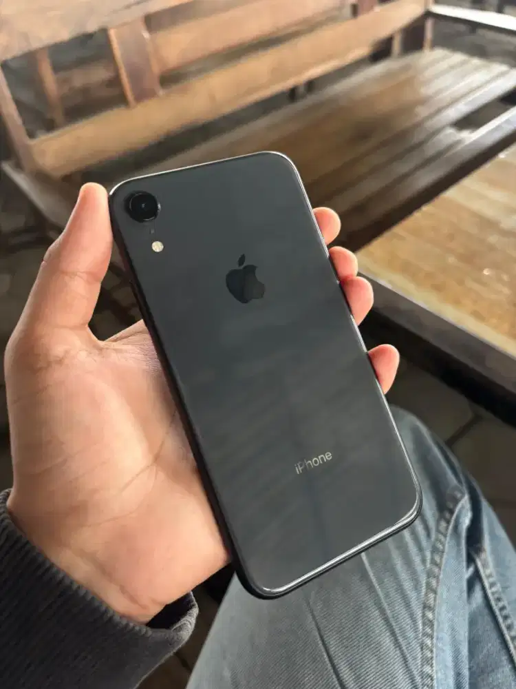 iphone xr 128gb  all operator
