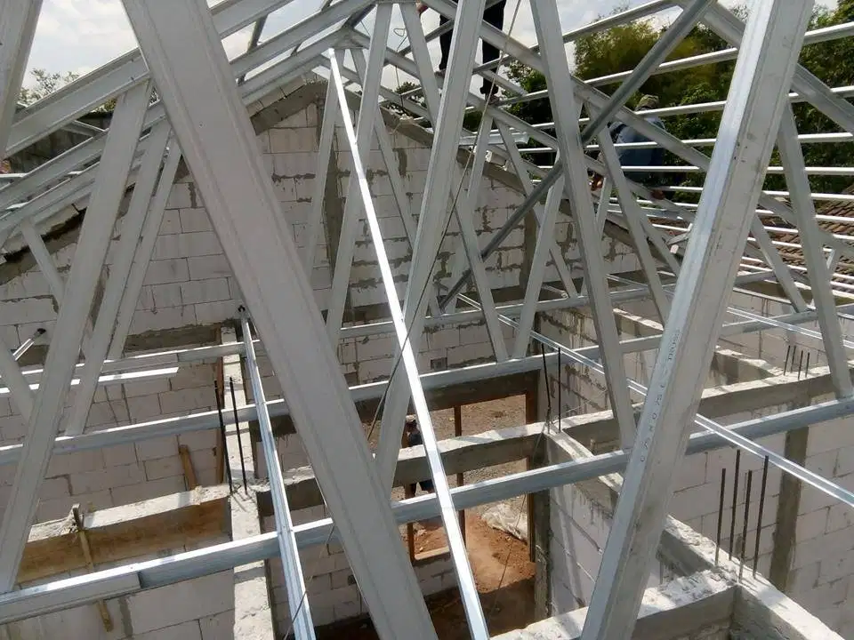 Spesialis Renovasi Atap Dengan Baja Ringan Kuat dan Kokoh