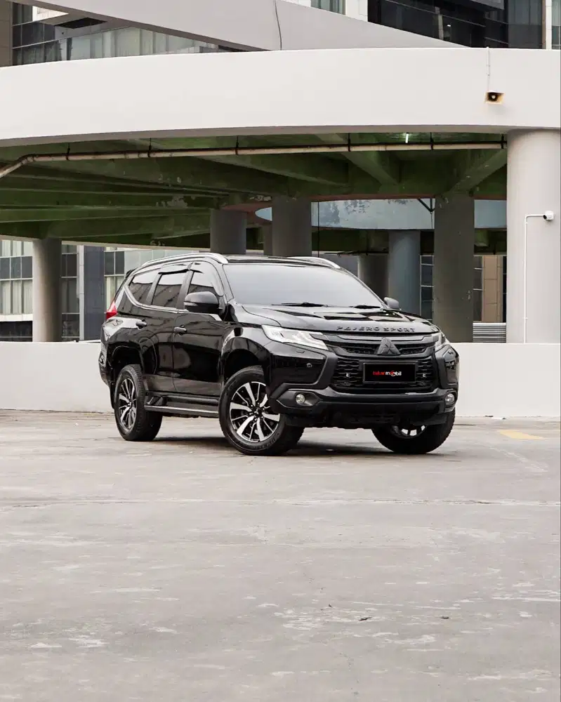 Mitsubishi Pajero Sport Dakar AT (Sunroof) Hitam Th 2019
