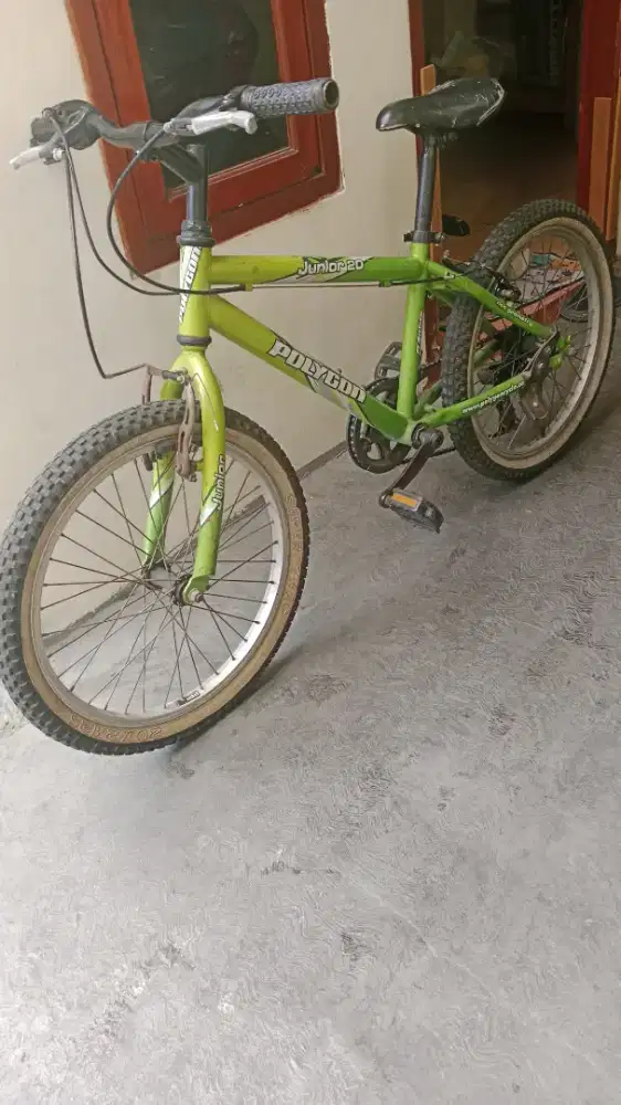 Sepeda BMX polygon anak