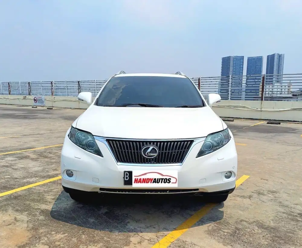 Lexus RX270 Tahun 2011 Automatic Putih