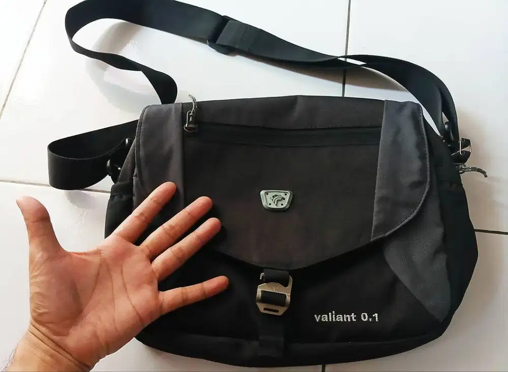 TAS SELEMPANG FORSETER