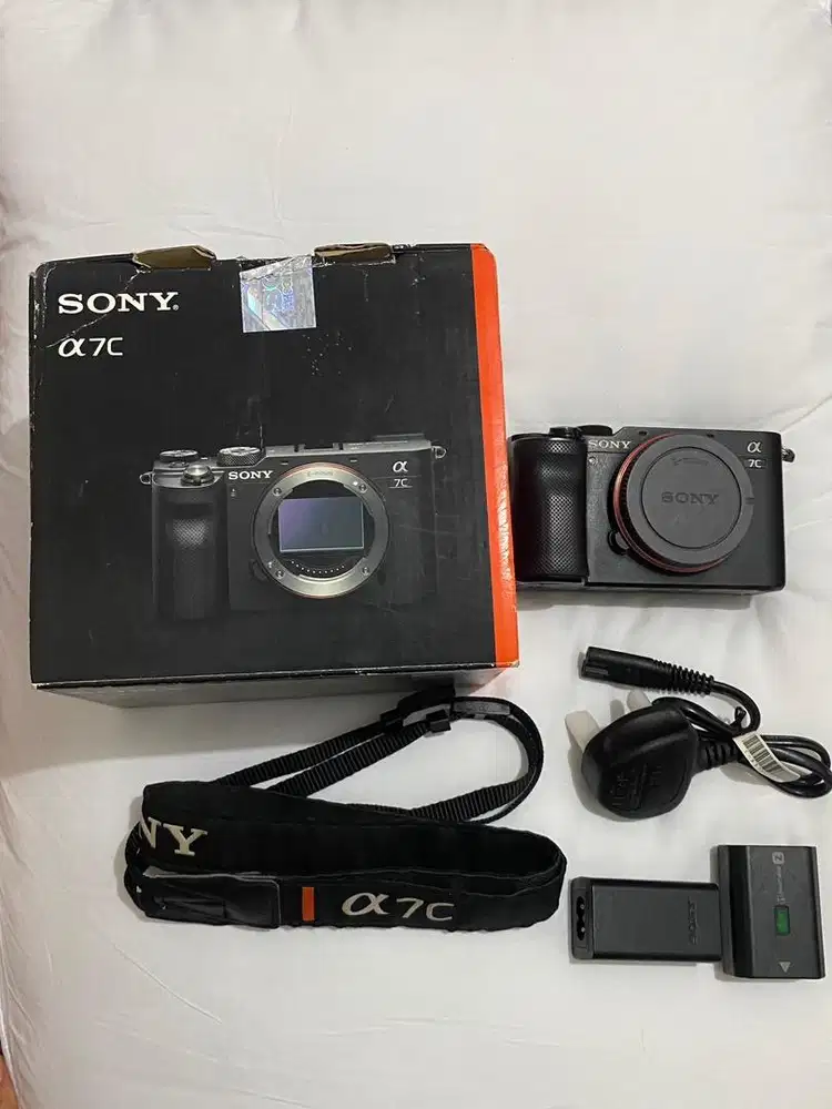 Dijual cepat kamera sony A7C