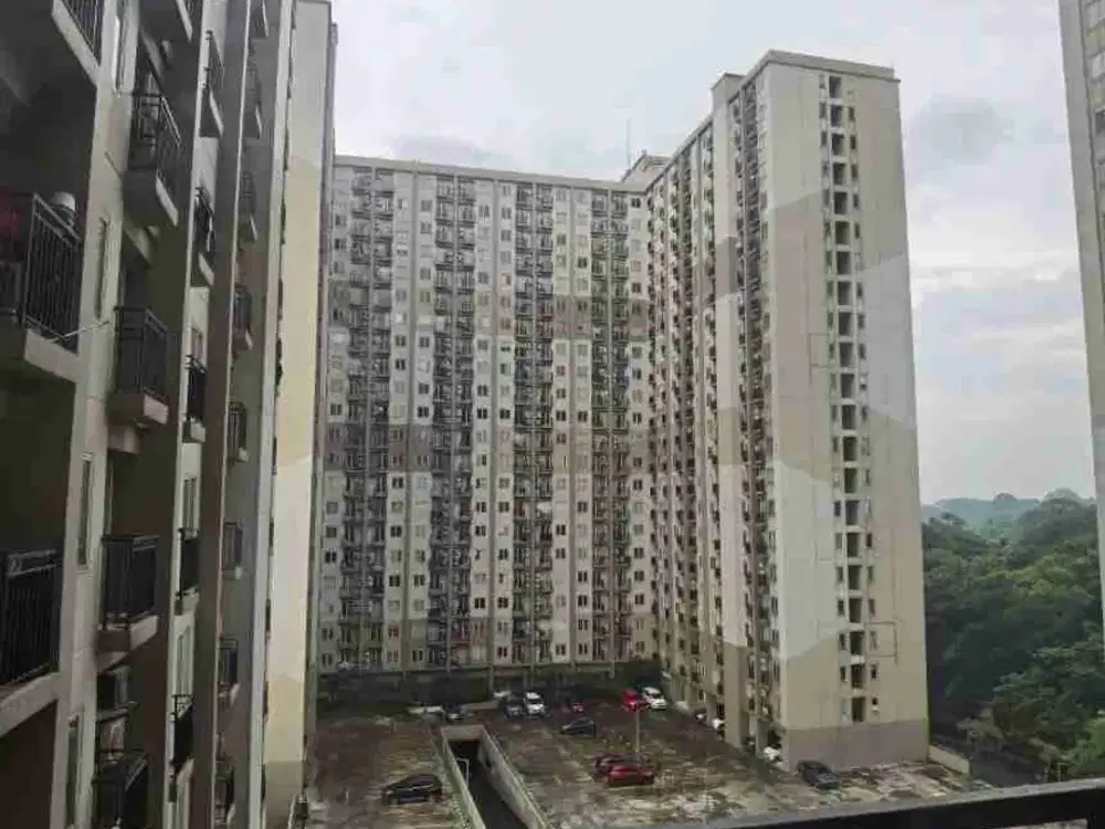 Apartemen Podomoro Unfurnished Tipe 2BR Lokasi di Depan Tol, Sewa Tahunan