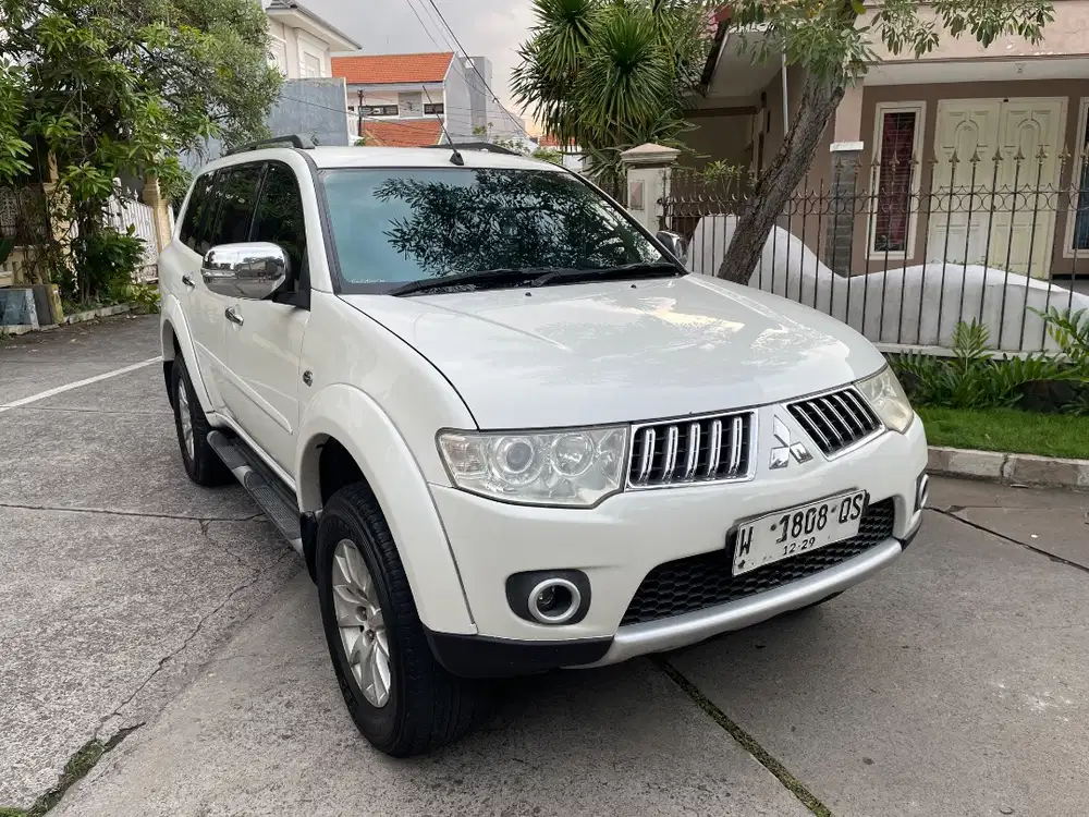 Mitsubishi Pajero Sport Exceed automatic 2011 AC Dobel