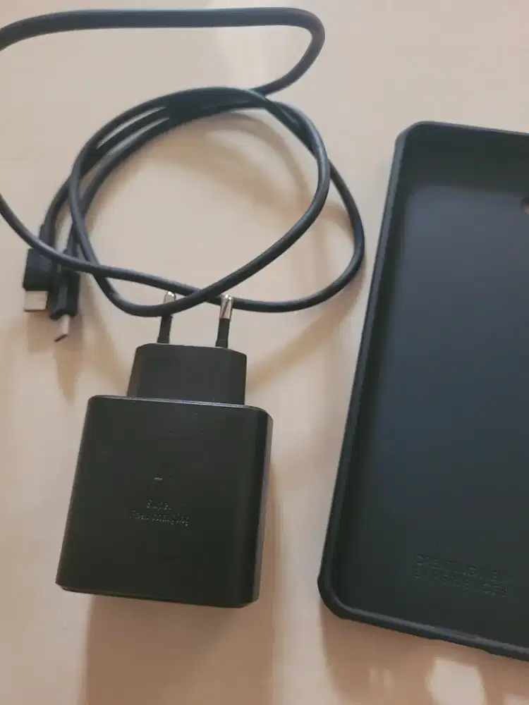 Cas dan Case exs S25fe