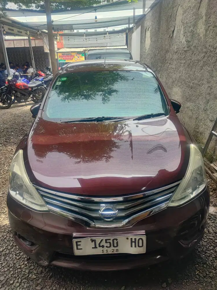 NISSAN GRAND LIVINA 1.5XV MATIC 2016