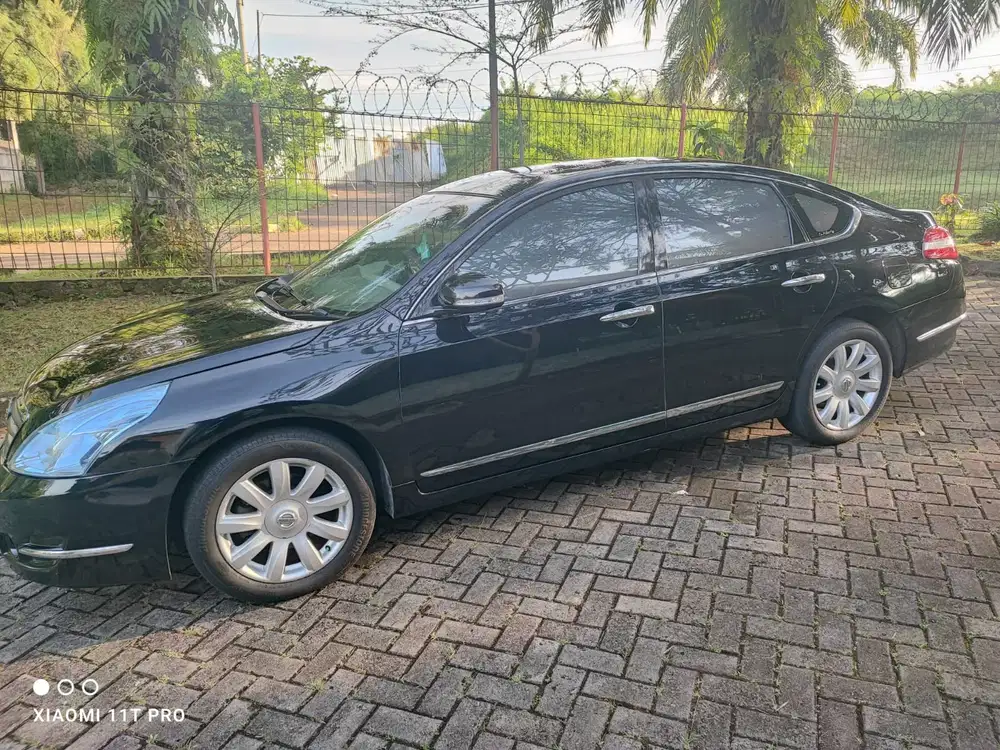 Nissan Teana 2010 Bensin