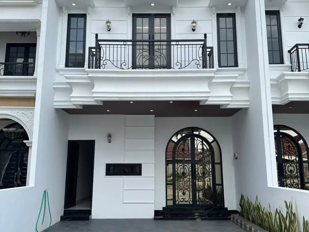 Dijual Rumah Cluster Fasilitas Kolam Renang di Kebagusan Jakarta Selatan