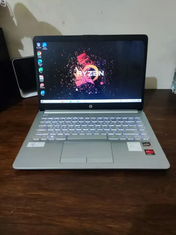 HP 14s ryzen 3 vram 2gb backlight