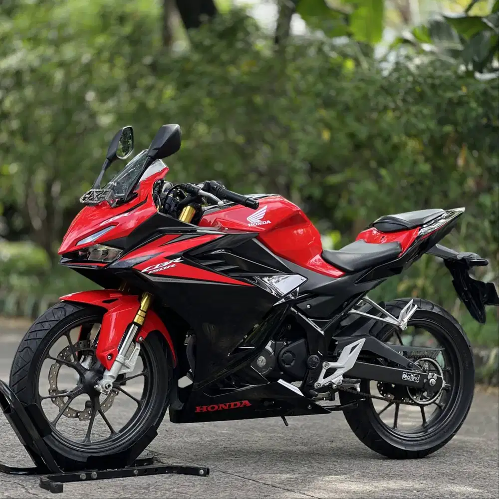 HONDA NEW CBR 150R NON ABS 2023 MERAH KM LOW PAJAK PANJANG SIAP NGEBUT