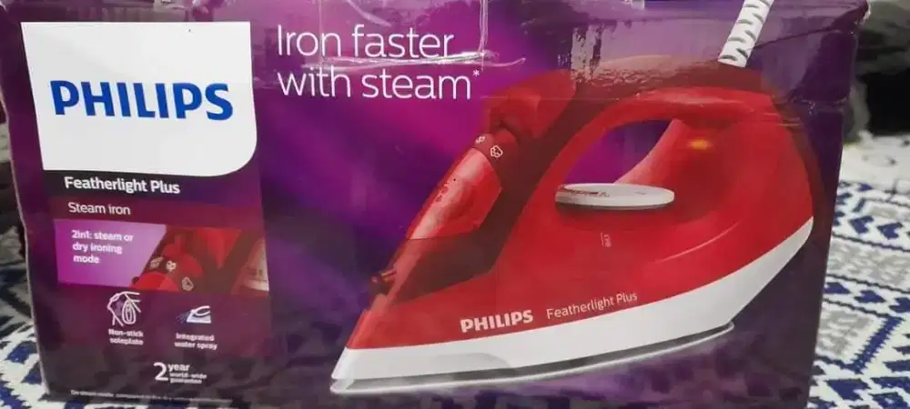 Philips Setrika Uap GC1424/45 Merah