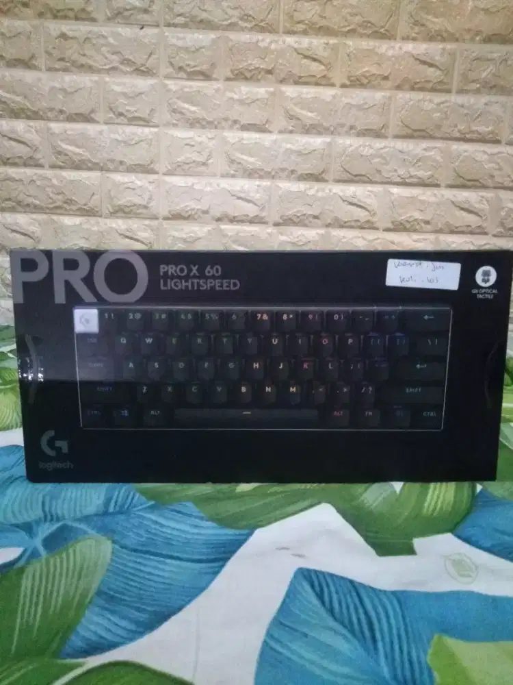 Logitech G PRO X 60 LIGHTSPEED Keyboard Wireless Tactile Lightsync