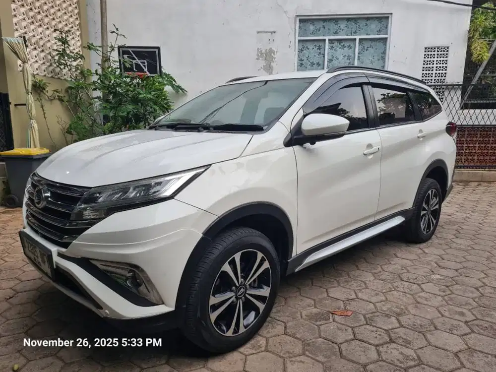 Daihatsu Terios R Deluxe 2018 (DIJUAL CEPAT)