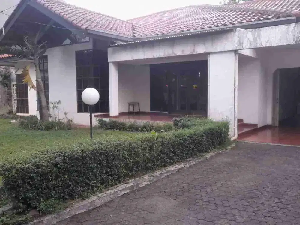 DIJUAL RUMAH LUAS 990 DI BENDA KEMANG JAKARTA SELATAN