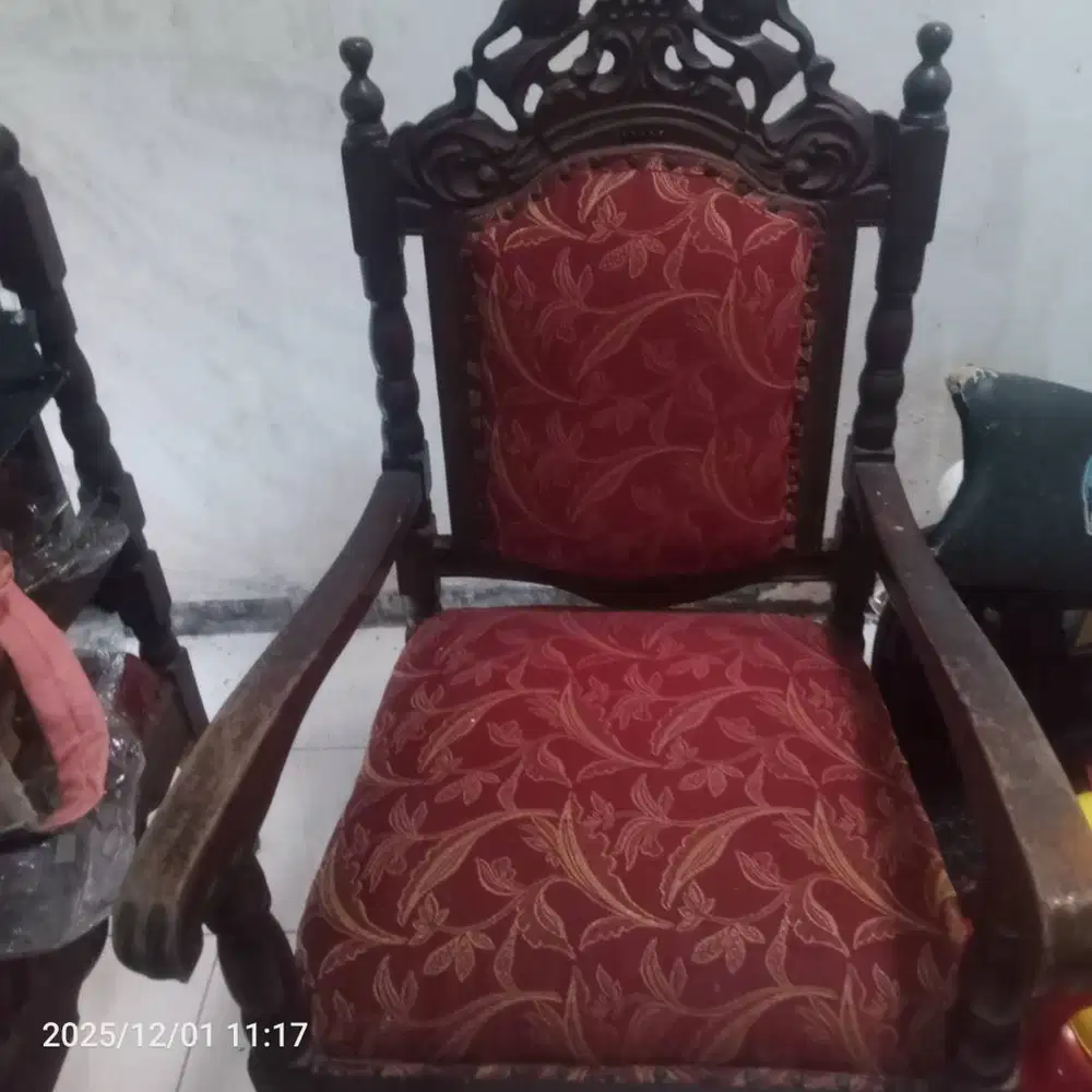 Kursi tamu bahan kayu jati