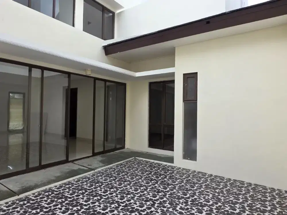 Dijual Rumah SHM Prestigia The Eminent BSD, Tangerang Selatan