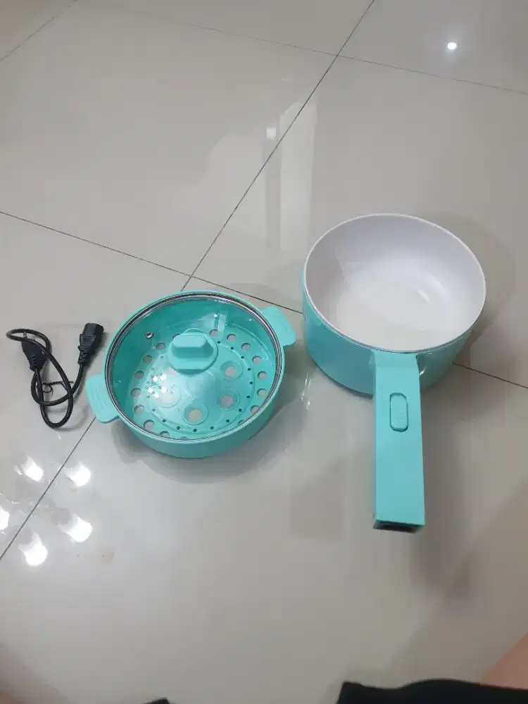 Panci Listrik SerbaGuna 2L Seken Bekas Pakai Kondisi Bagus Berfungsi