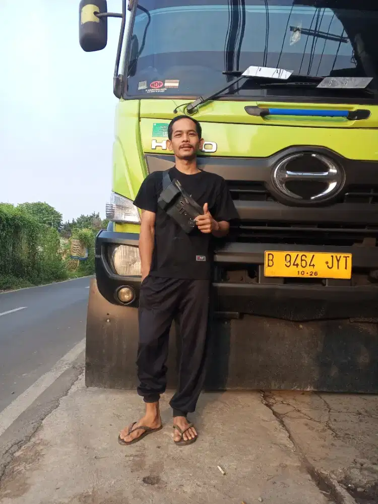 Pa Bu saya Bobi pernando saya sedang mecari pekerjaan