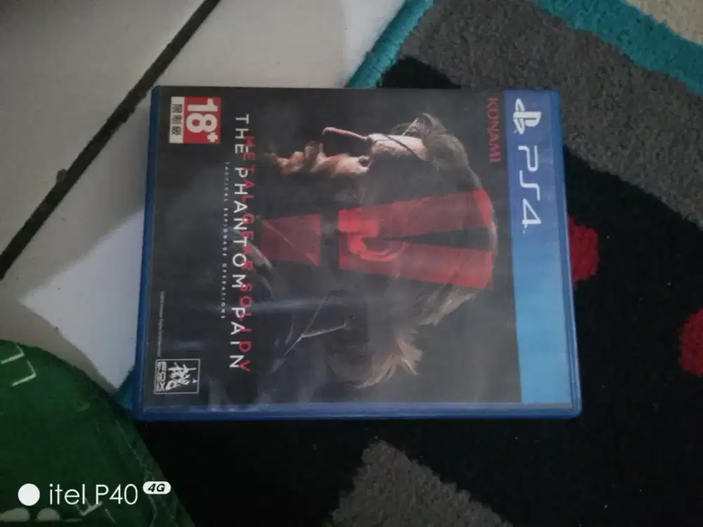 Kaset PS4 original Metal Gear Solid V
