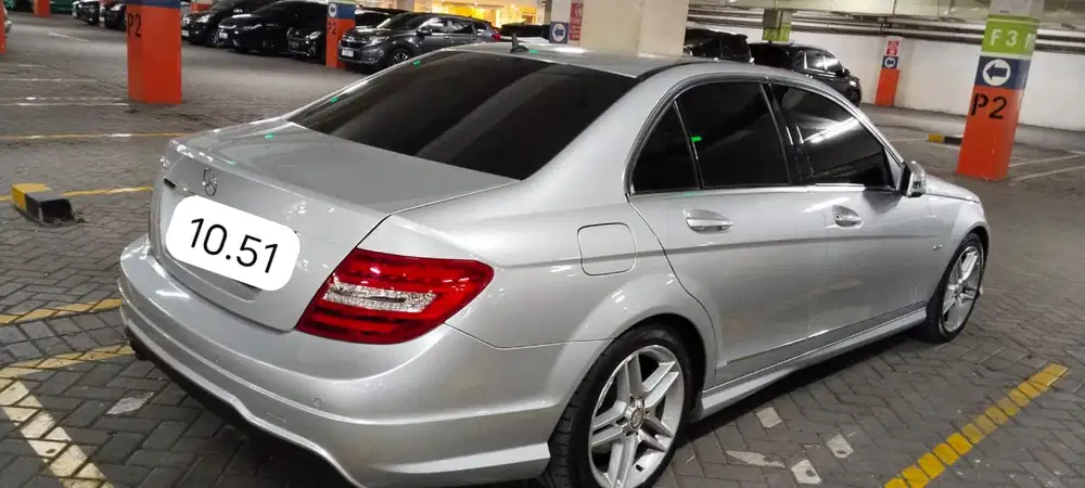 Mercedes-Benz C250 2011 Bensin
