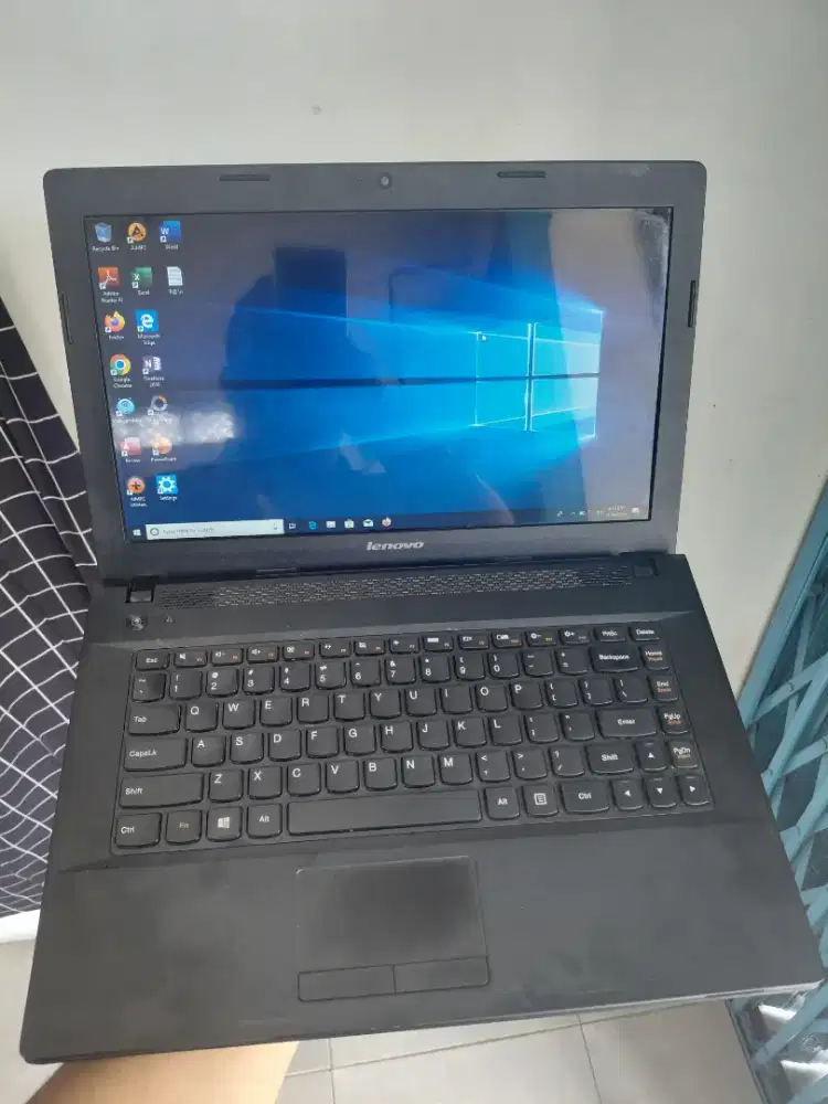 Lenovo G400 Intel B960 DualVga Ram4 500Gb