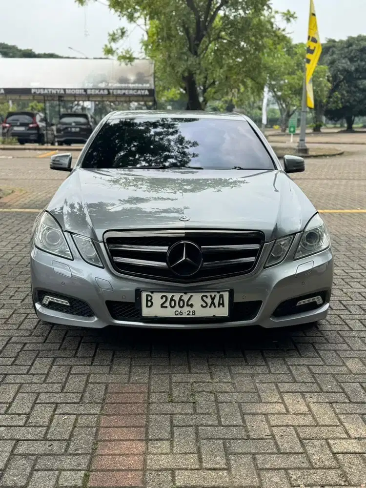 Mercy E300 W212 Avantgarde