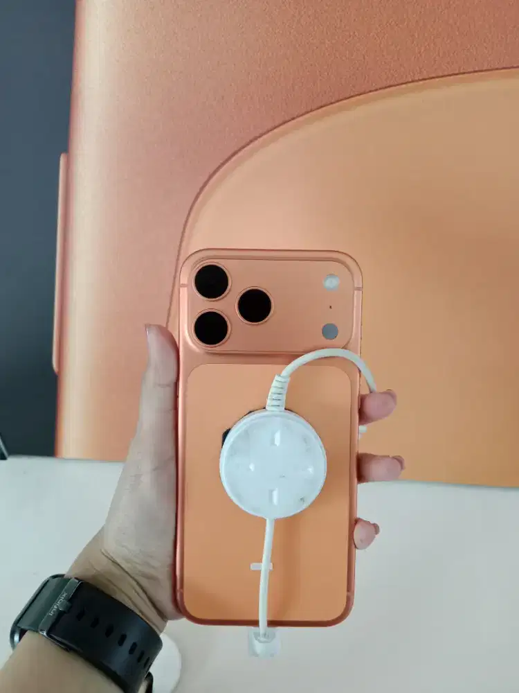 IPHONE 17 PRO MAX GARANSI RESMI IBOX