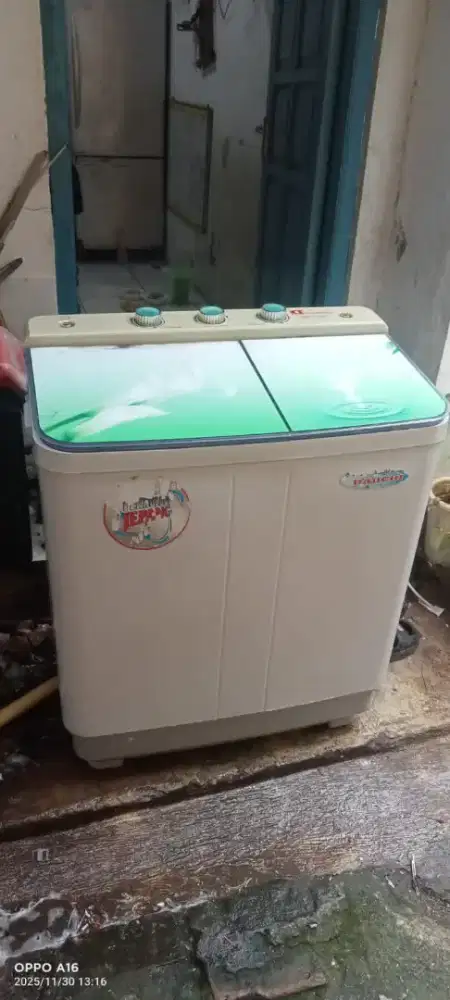 Mesin cuci merk DAICHI