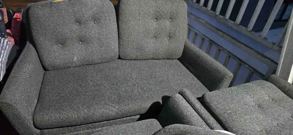 Sofa Second Sedikit Deffect