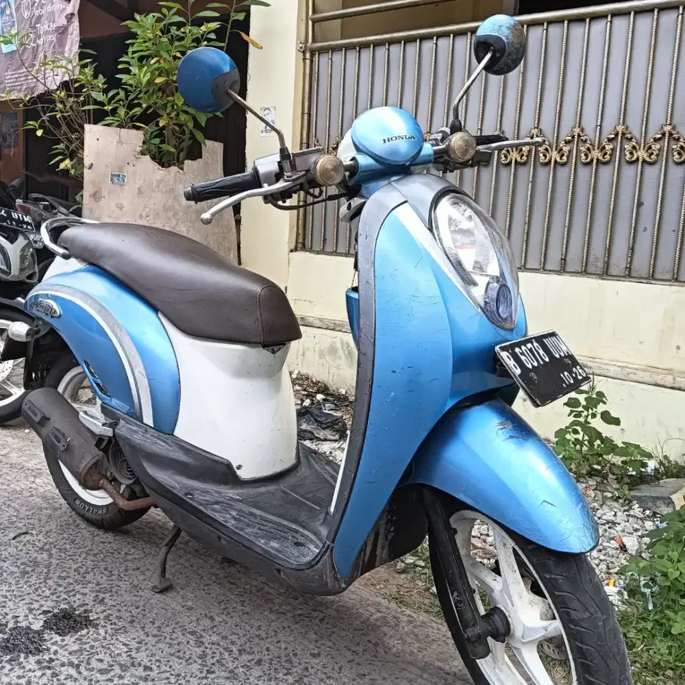 HONDA SCOOPY 2011 BIRU BODI MULUS FULL ORISINIL PAJAK BARU PANJANG
