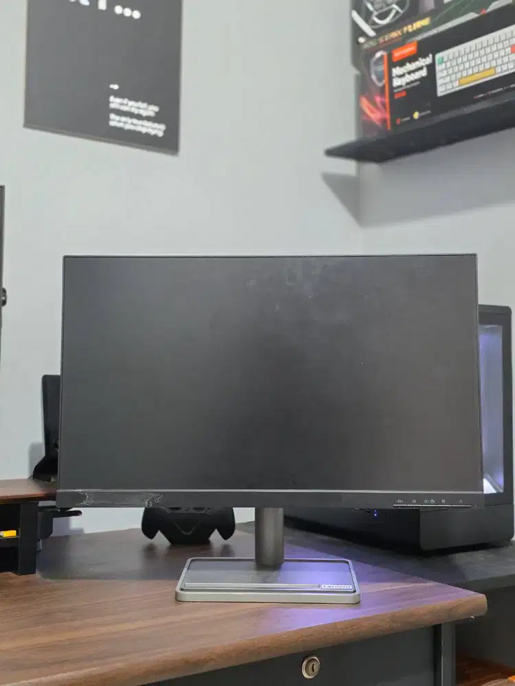 Monitor Lenovo L24i-30 Unit + Adaptor