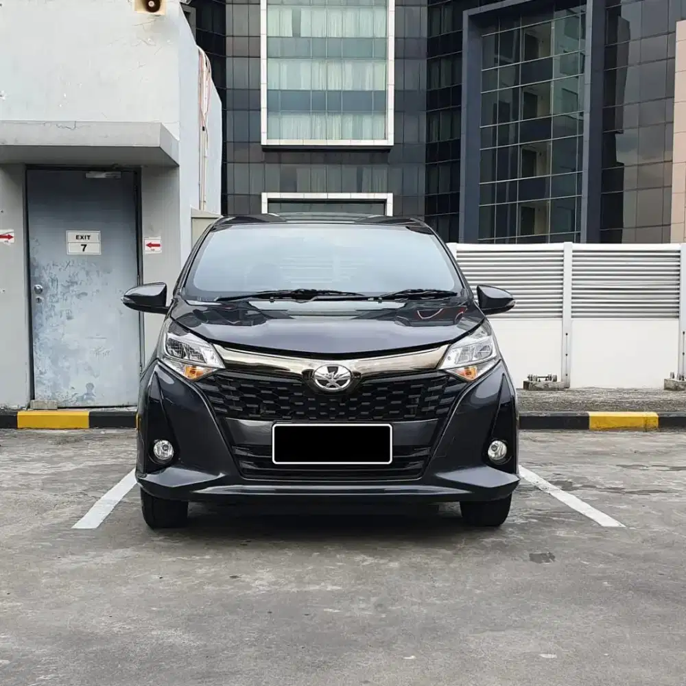 Calya G 1.2 matic tahun 2023 warna Abu abu