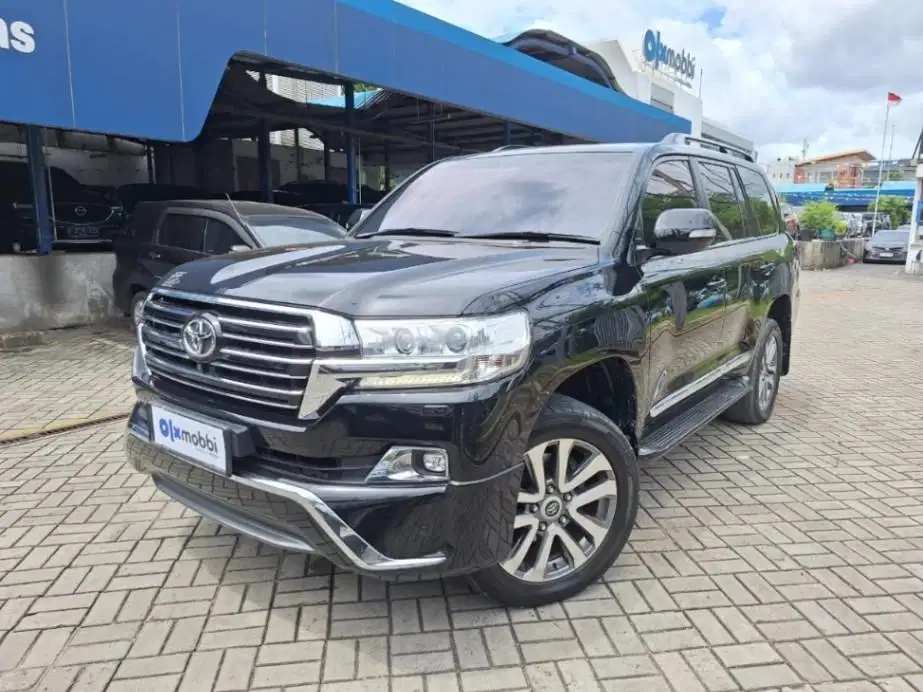 LOW DP Toyota Land Cruiser 4.5 VX-R Solar-AT 2017 2II