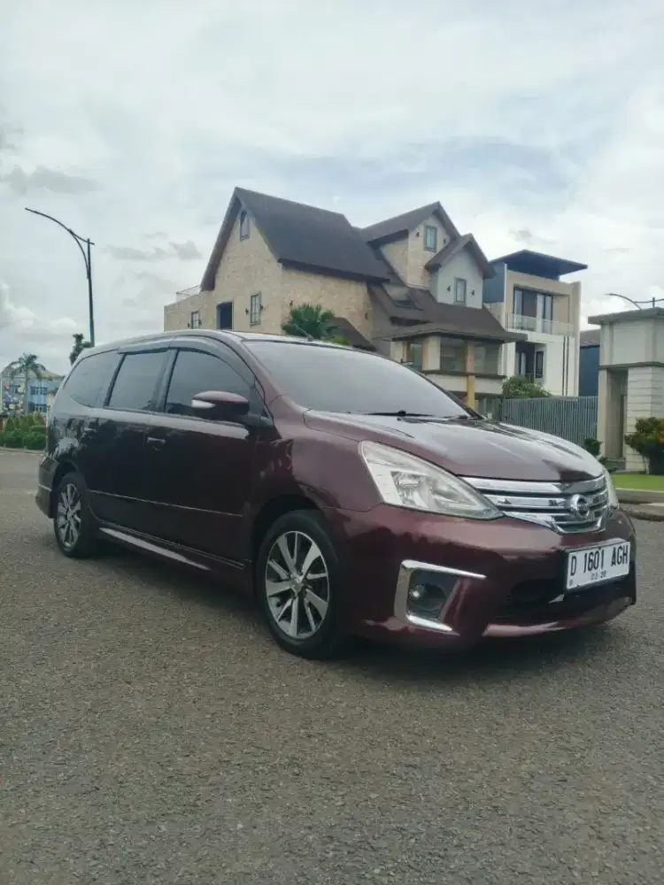 Nissan Grand livina 2017 Bensin