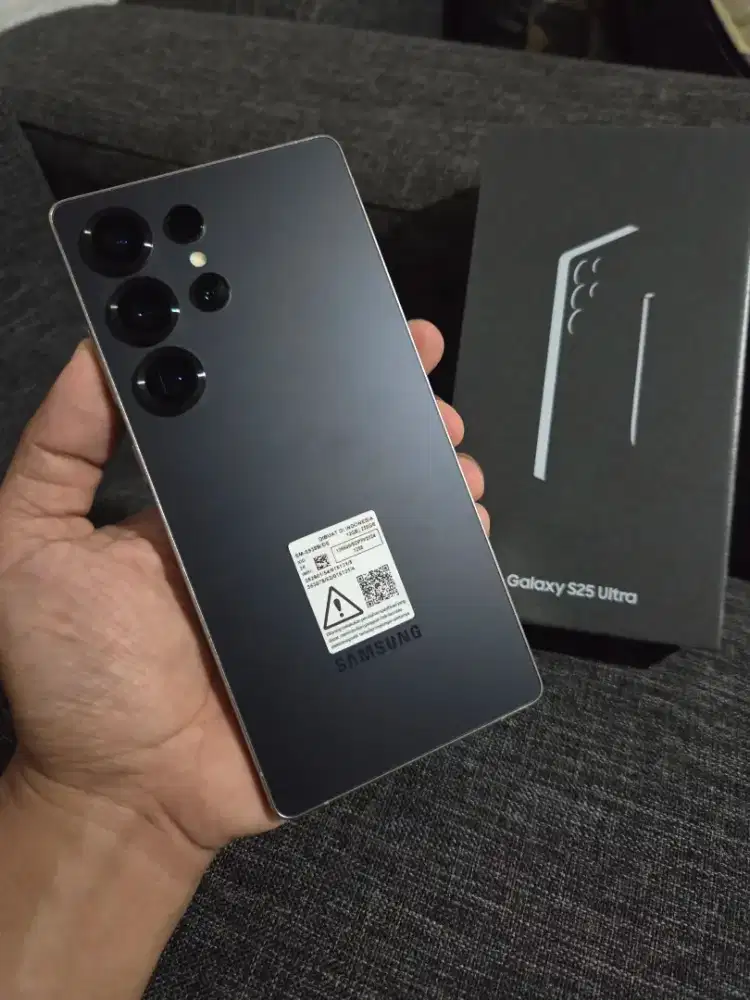Samsung S25 Ultra 12/256