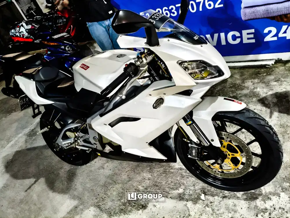 FOR SALE!! Aprilia RS 125 2010