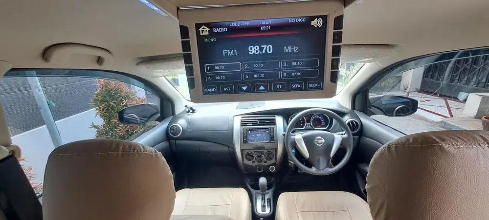 Nissan Grand livina 2014 Bensin