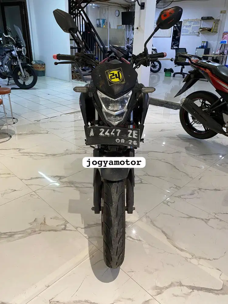 (A) Honda CB150R StreetFire Tahun 2016