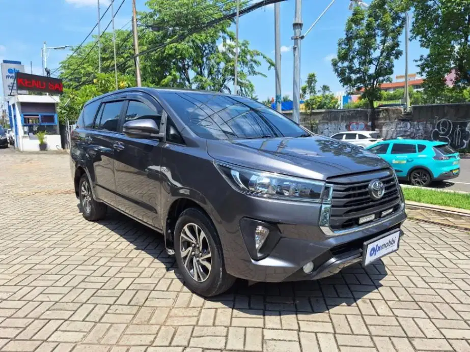 LOW DP Toyota Kijang Innova 2.0 G Bensin-AT 2020 UOU