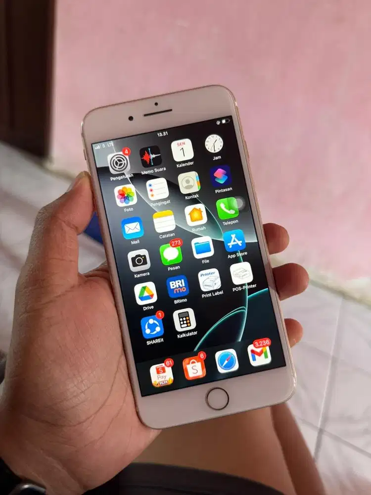 Iphone 7 plus 32GB gold