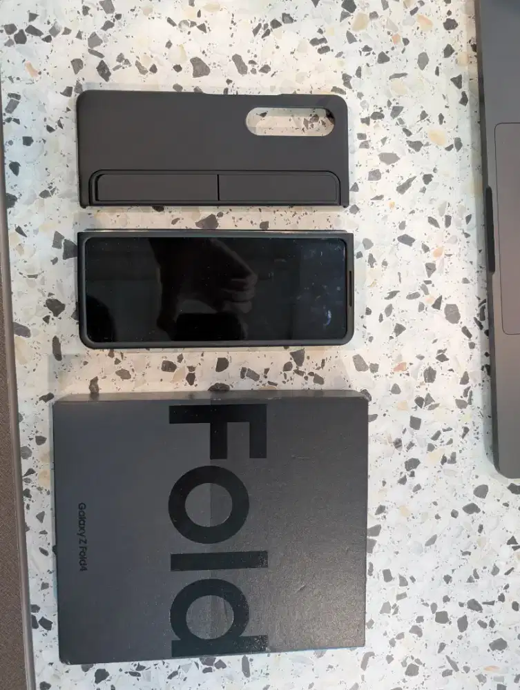 Samsung Z Fold 4 Black Eks Inter murmer TT/BT