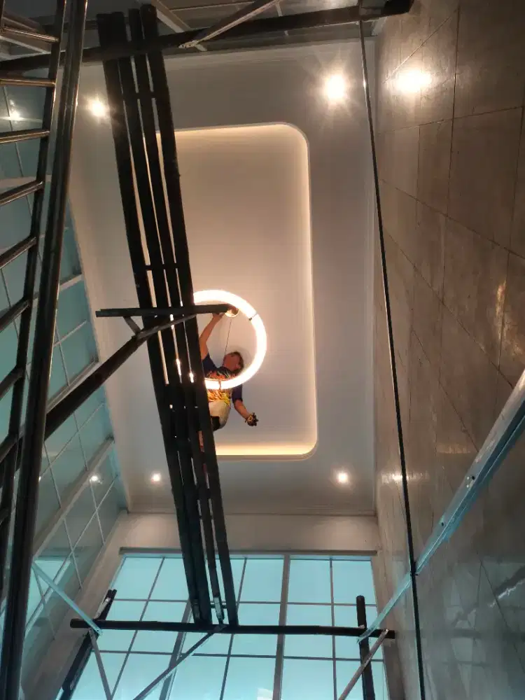 Perlengkapan usaha kantor plafon gypsum pvc flat